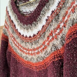 37% Cotton Garage Soft Burgundy Gray Orange Patterned Sweater Medium Weight 💫